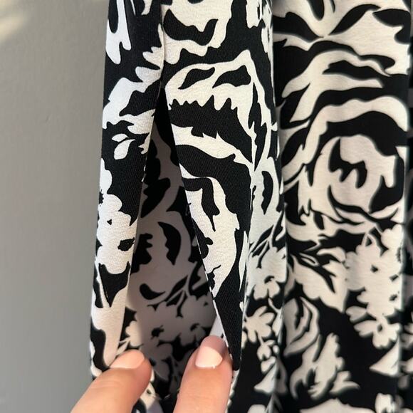 Adrienne Vittadini Medium Pull-on Activewear Skirt - Picture 5 of 8